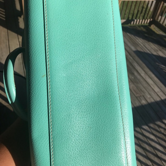 Gorgeous Kate Spade Crossbody OFFERS WELCOMED - Picture 3 of 7